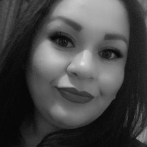 Meet your Posher, Noelia